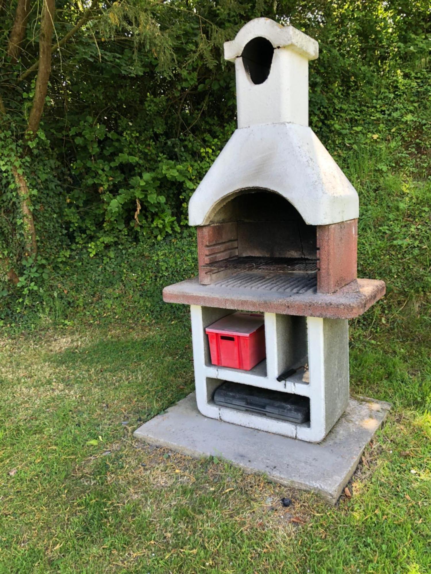 Le Clos De La Pommeraie Carly Esterno foto