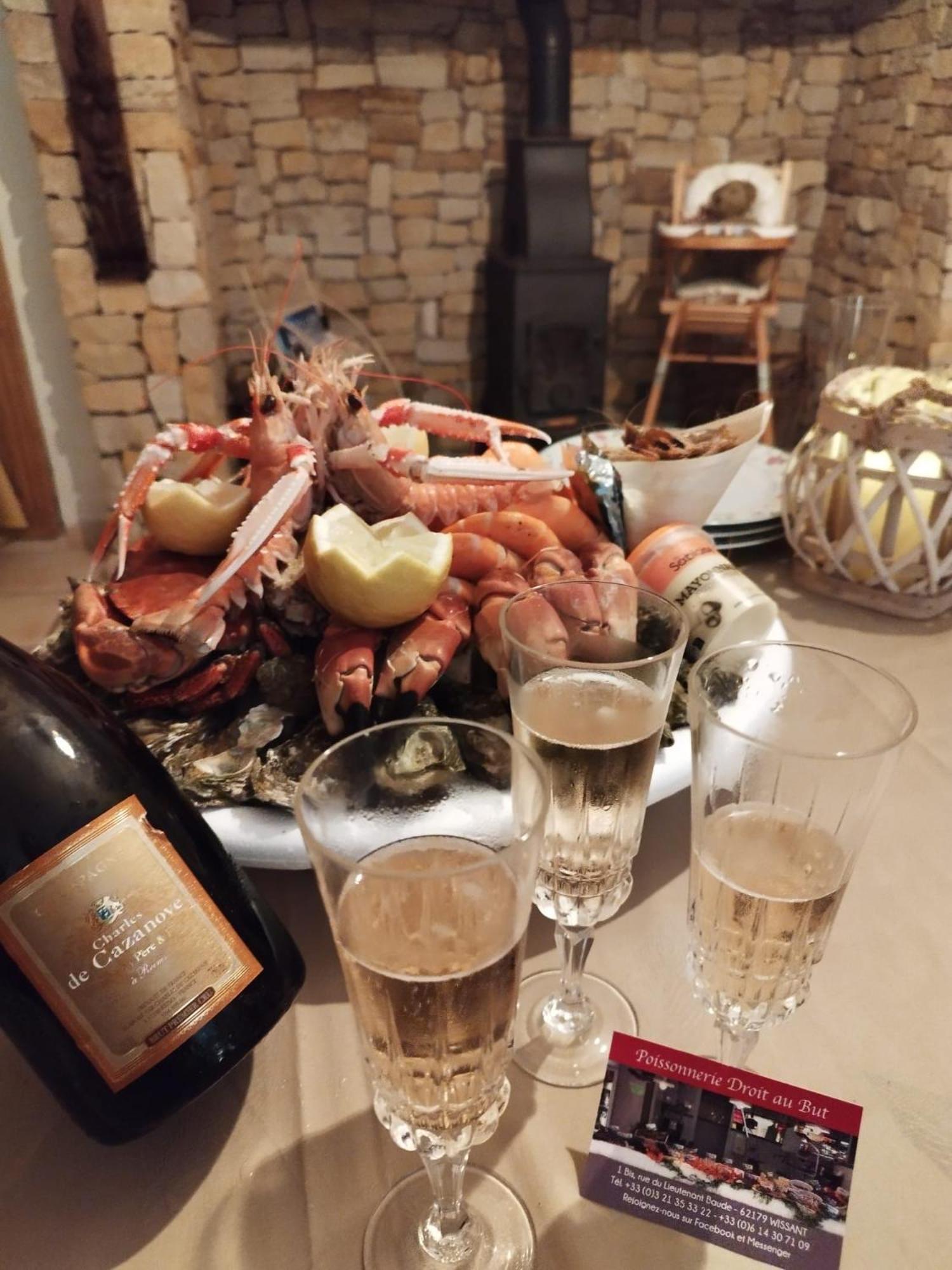 Le Clos De La Pommeraie Carly Esterno foto